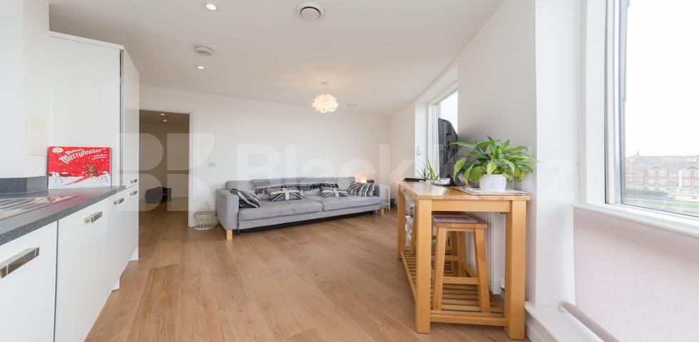 			1 Bedroom, 1 bath, 1 reception Apartment			 Banister Road, QUEENS PARK / KENSAL RISE